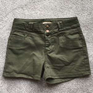 Army green (khaki) blue spice shorts
